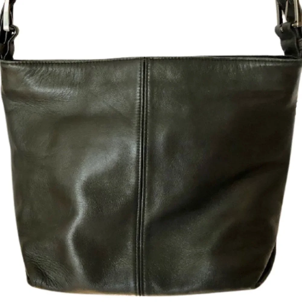 SAS Black Leather Shoulder Bag w/ Pockets - Made in the US
